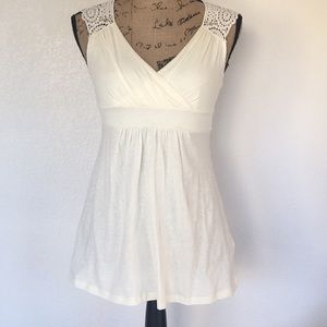LEI cream lace blouse size S